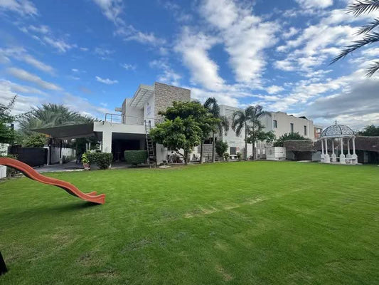 Pre-owned 3 Kanal House In  DHA Phase 6