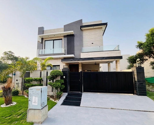 Pre-owned 10 Marla House in DHA Phase 5