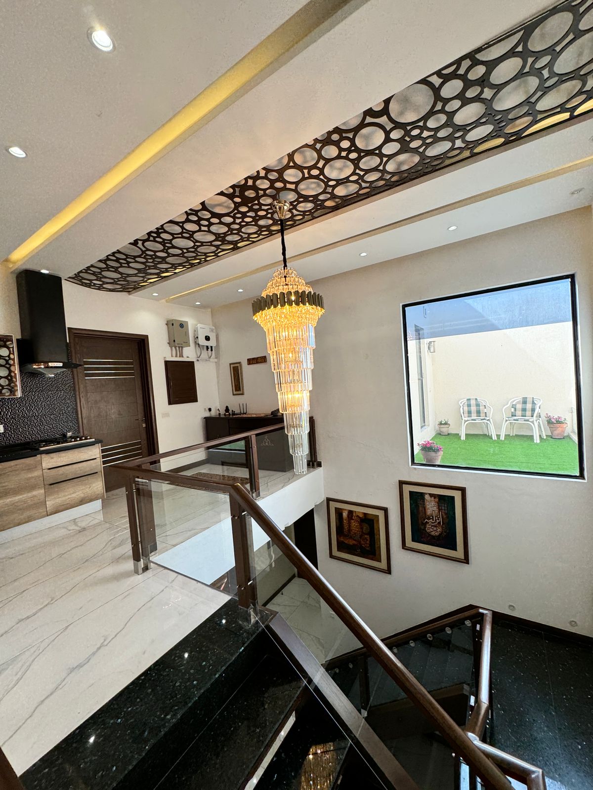 Pre-owned 1 Kanal House in Phase 6