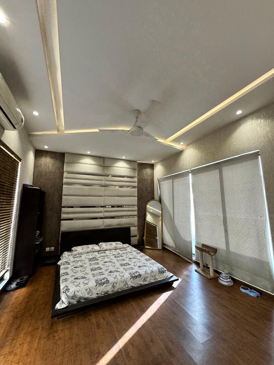 Pre-owned 1 Kanal House in Phase 6