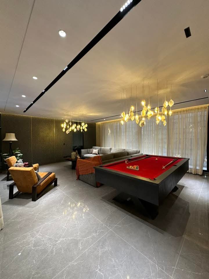 Brand New 2 Kanal Modern House in Phase 6