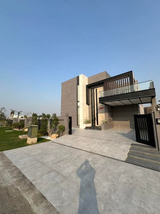 Brand New 2 Kanal Modern House in Phase 6