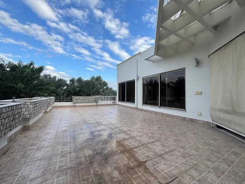 Pre-owned 3 Kanal House In  DHA Phase 6