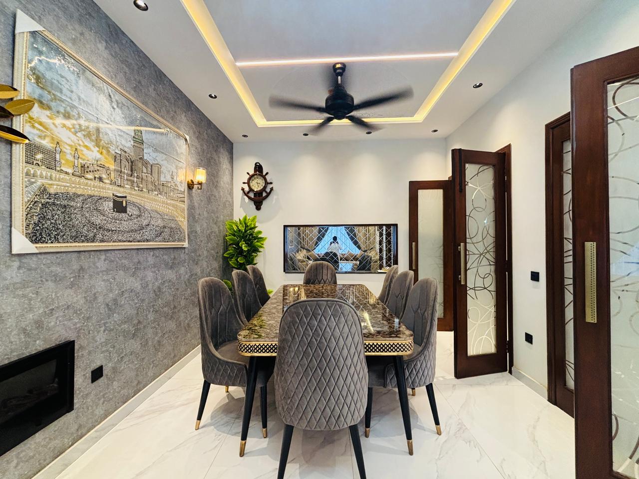 Pre-owned 10 Marla House in DHA Phase 5